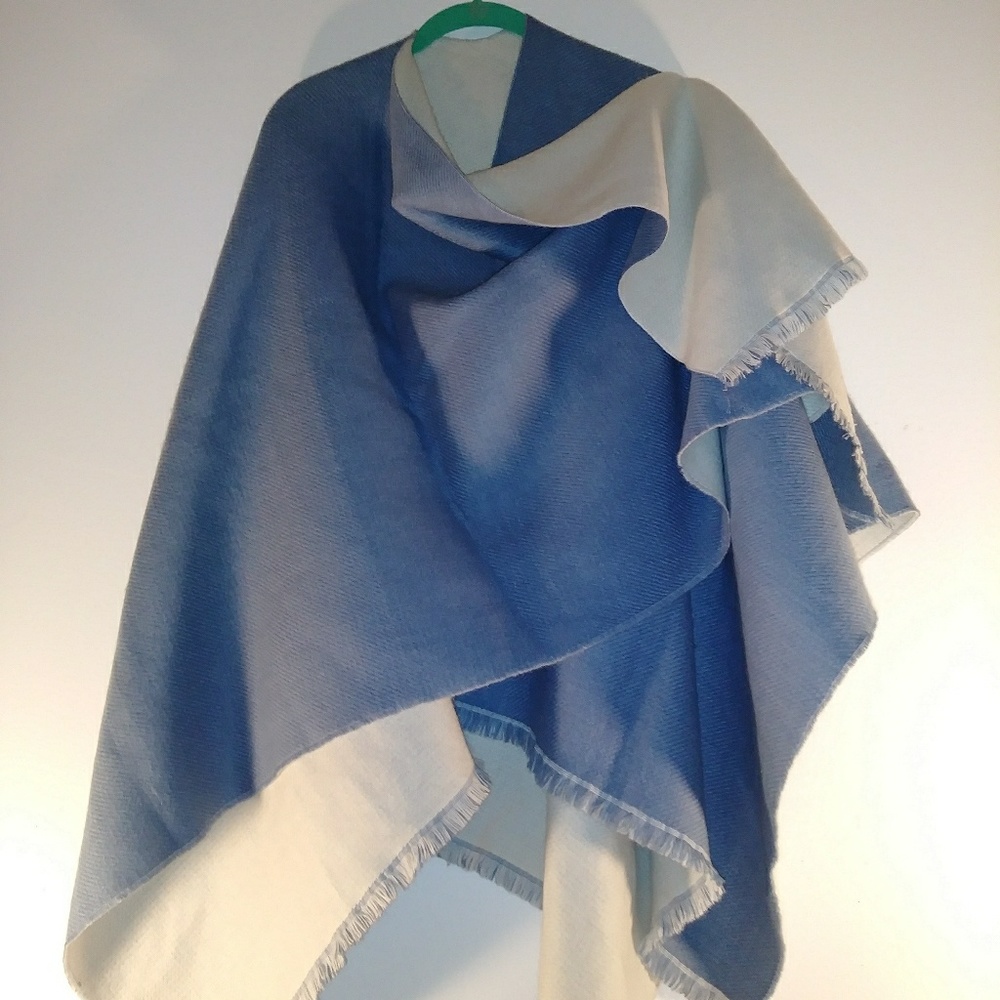 Uniqlo Two Color Shawl